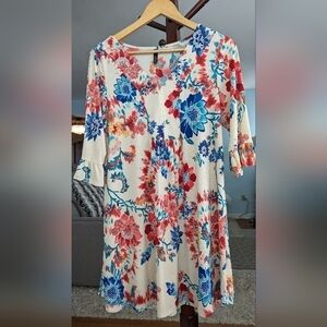 Voll Woman's V Neck floral print dress Size M